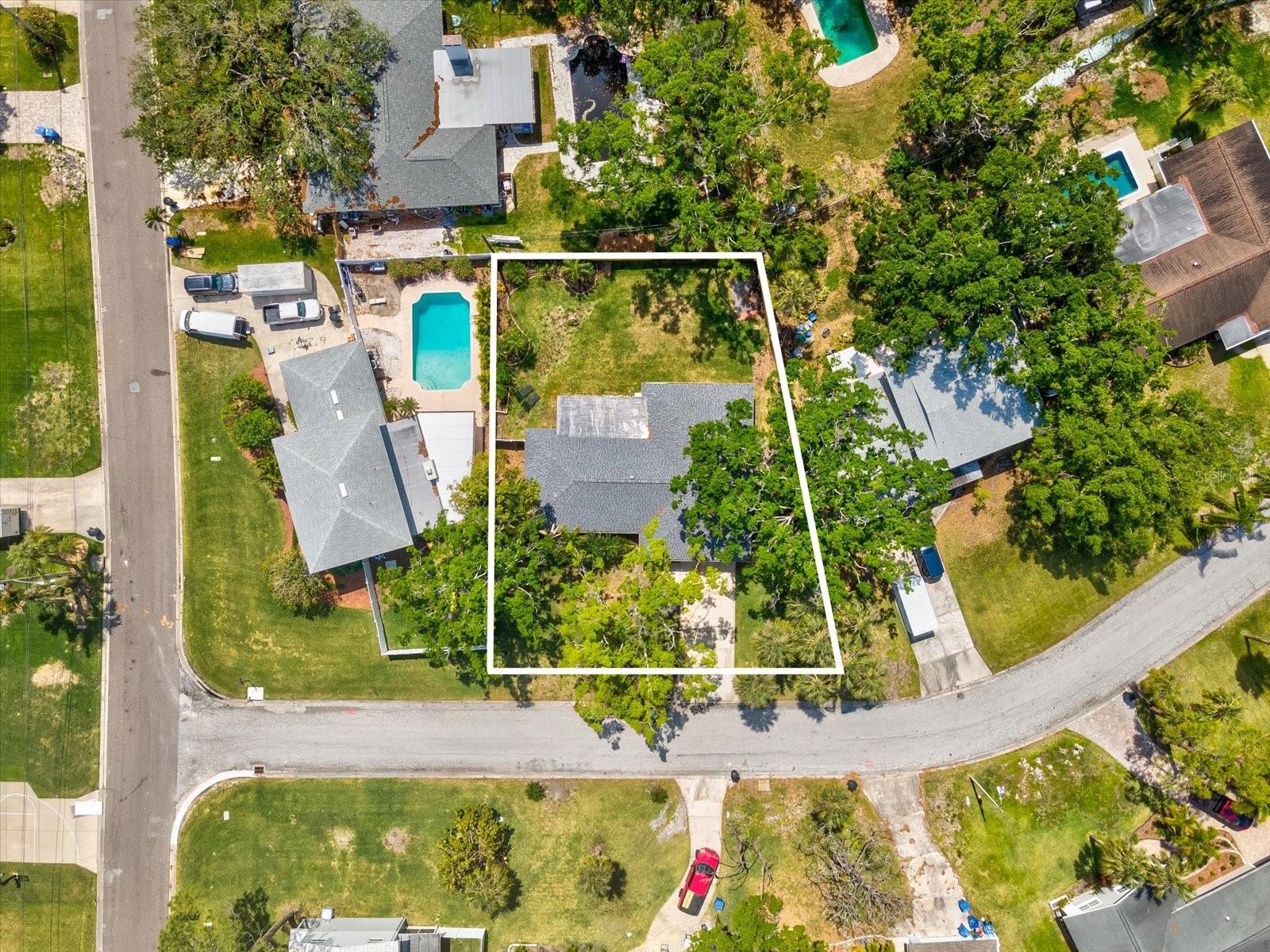 Image 37 of 42 For 1666 Dakota Avenue Ne