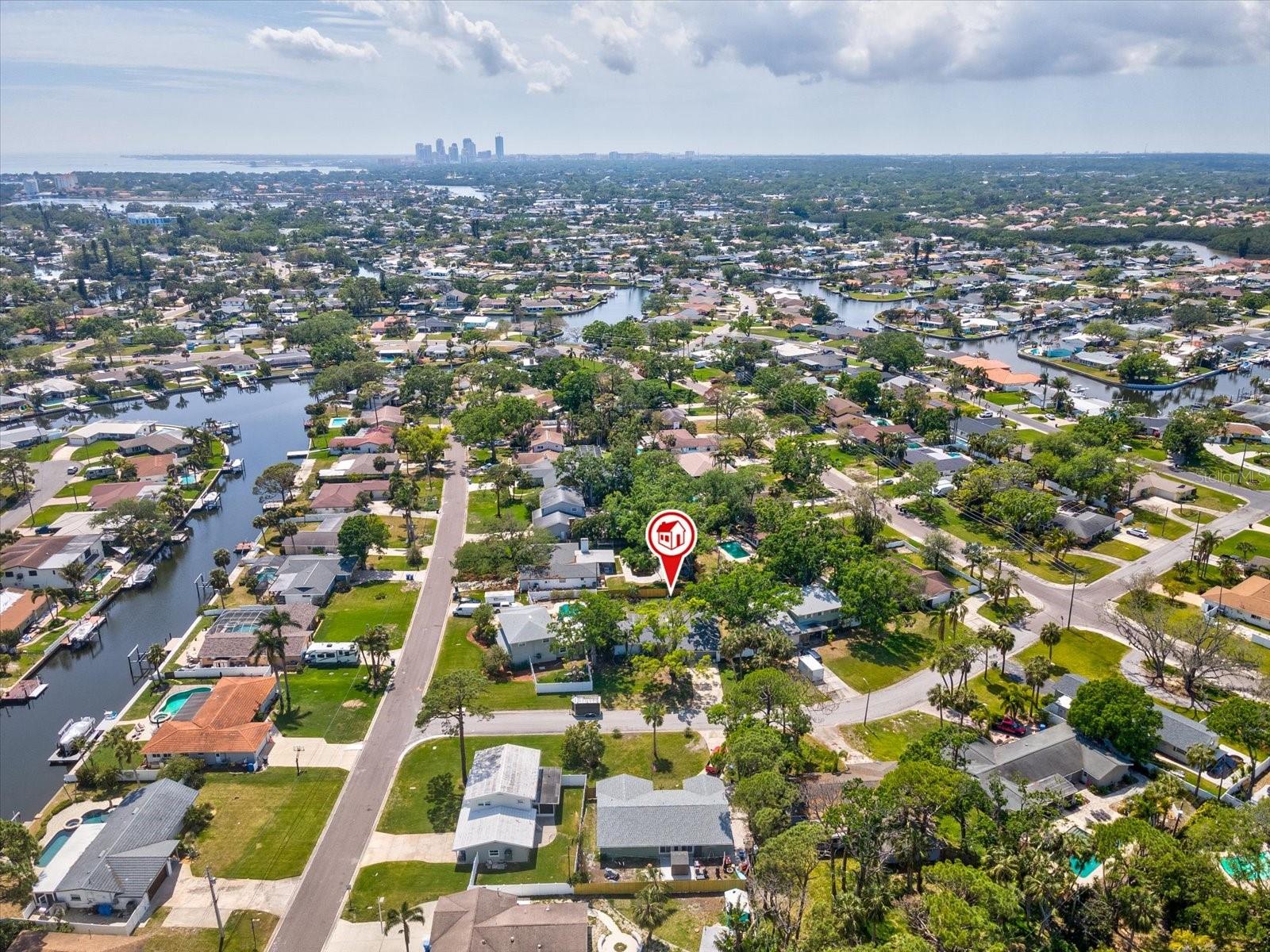 Image 38 of 42 For 1666 Dakota Avenue Ne