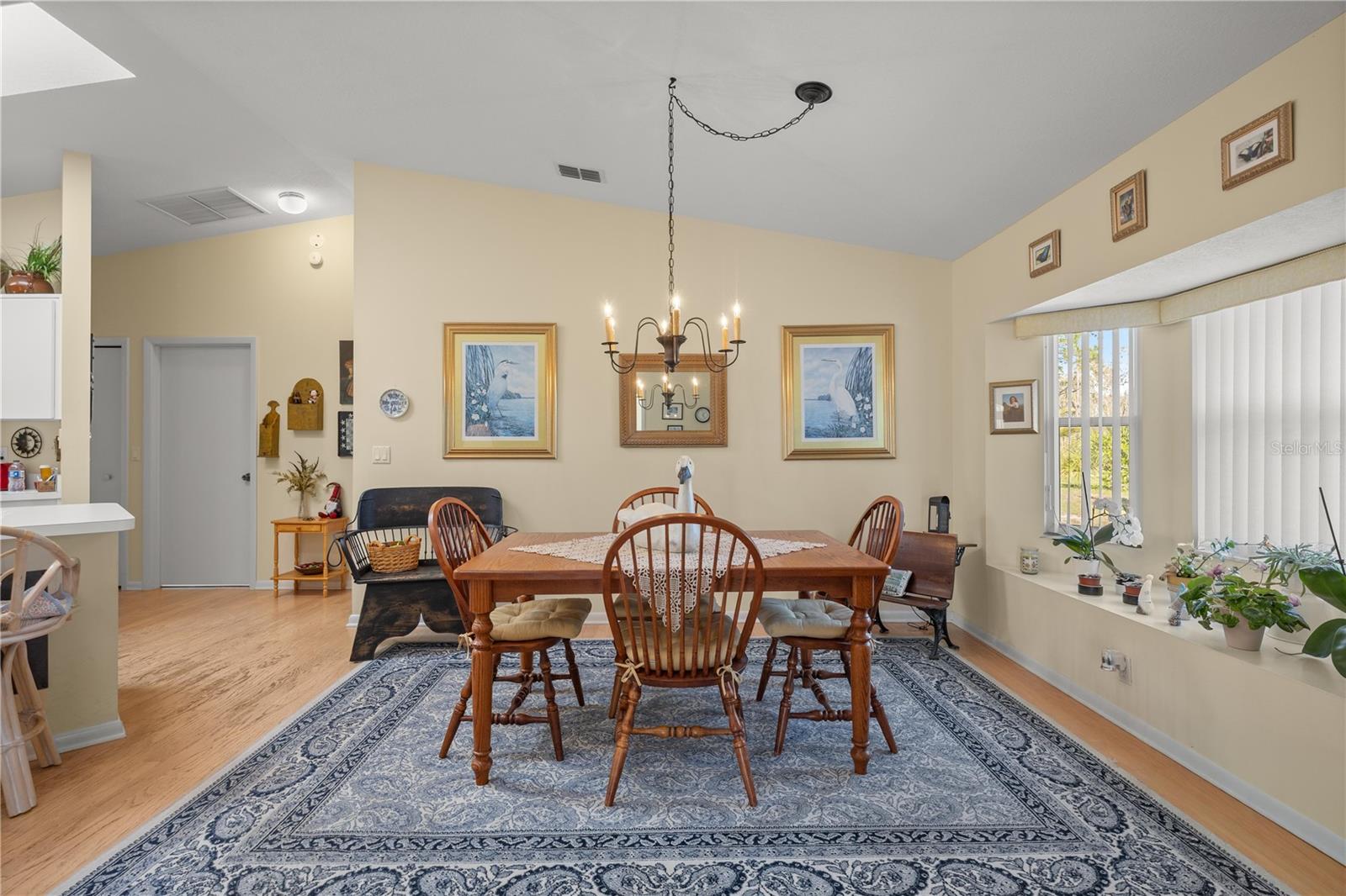 Listing photo id 0 for 2245 Marcia Street