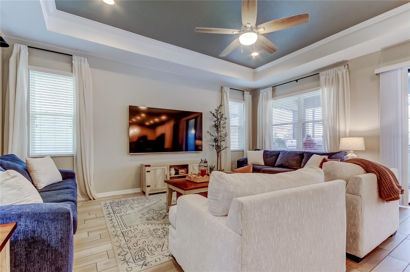 Image 10 of 79 For 12303 Corkfield Lane