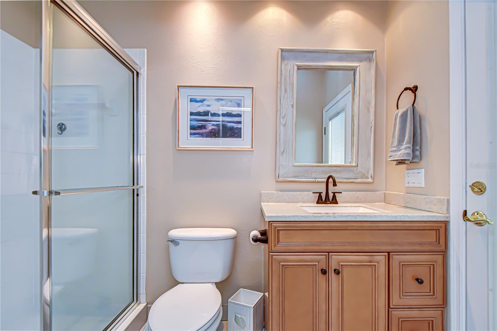 Image 21 of 41 For 5910 Cherry Oak Drive