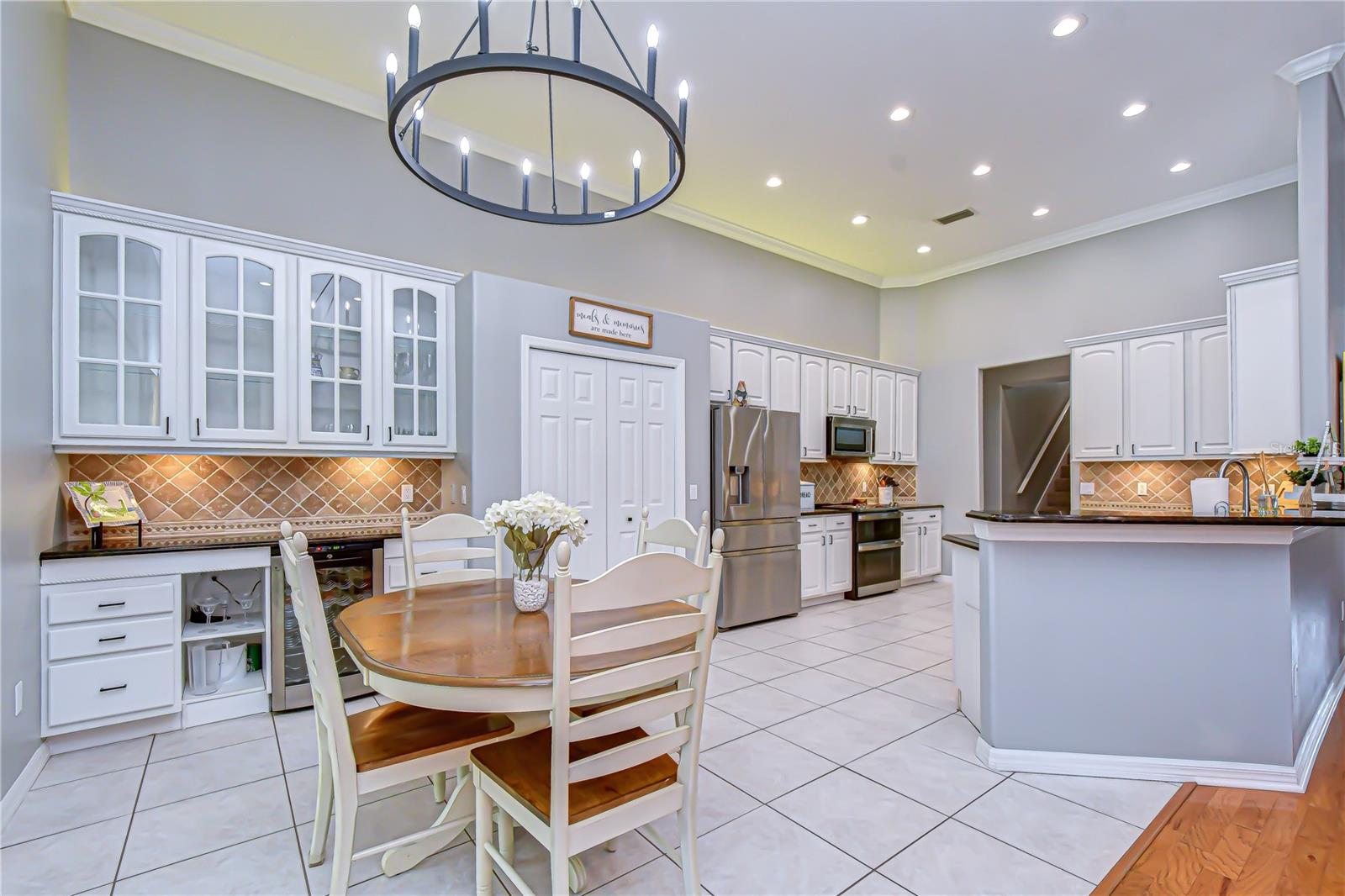 Image 9 of 41 For 5910 Cherry Oak Drive