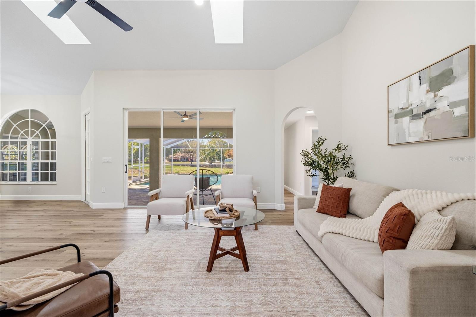 Image 12 of 46 For 10185 Sleepy Willow Court