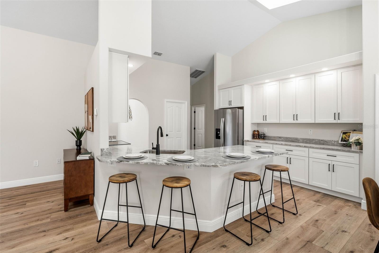 Image 16 of 46 For 10185 Sleepy Willow Court