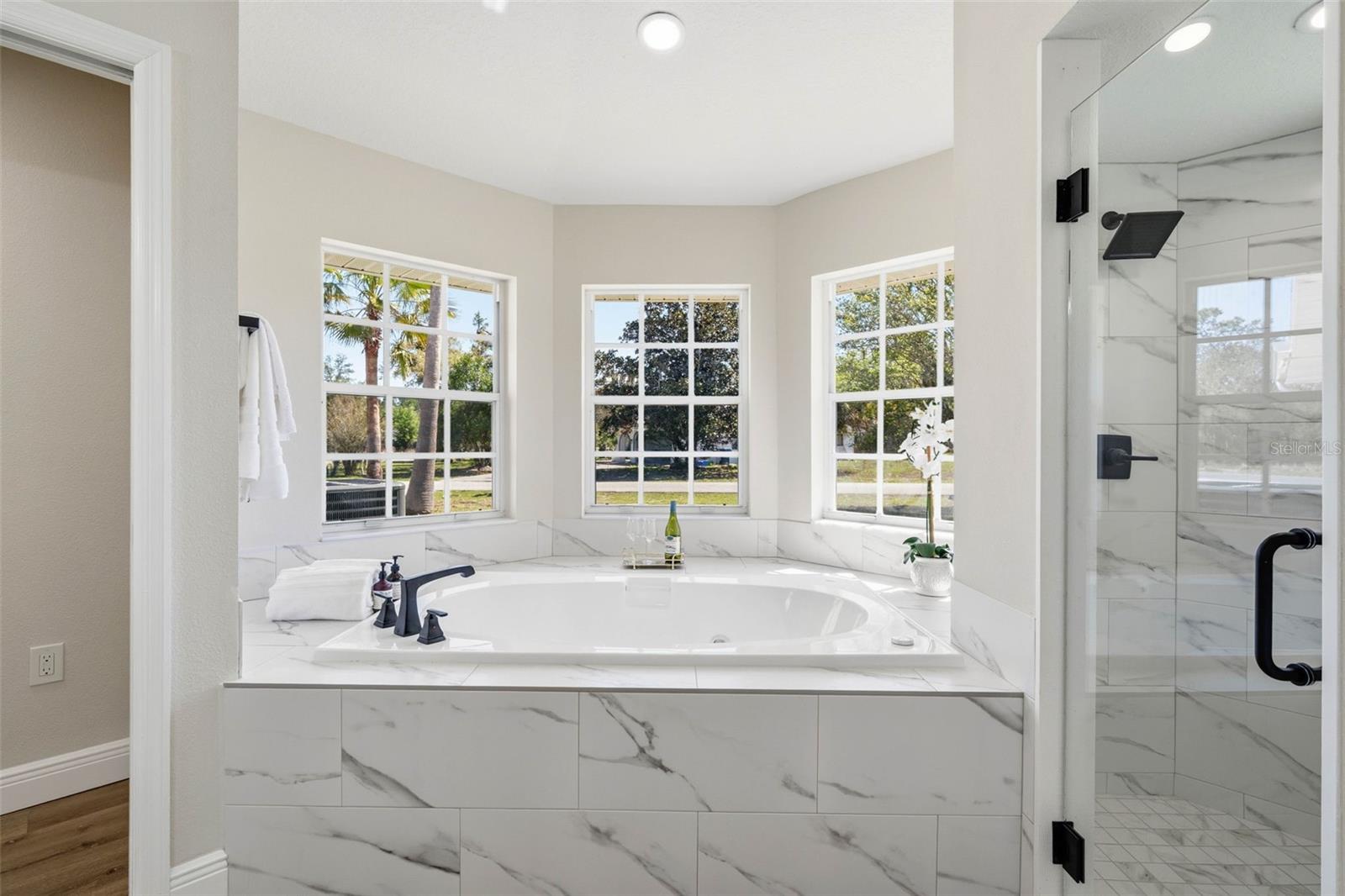 Image 26 of 46 For 10185 Sleepy Willow Court