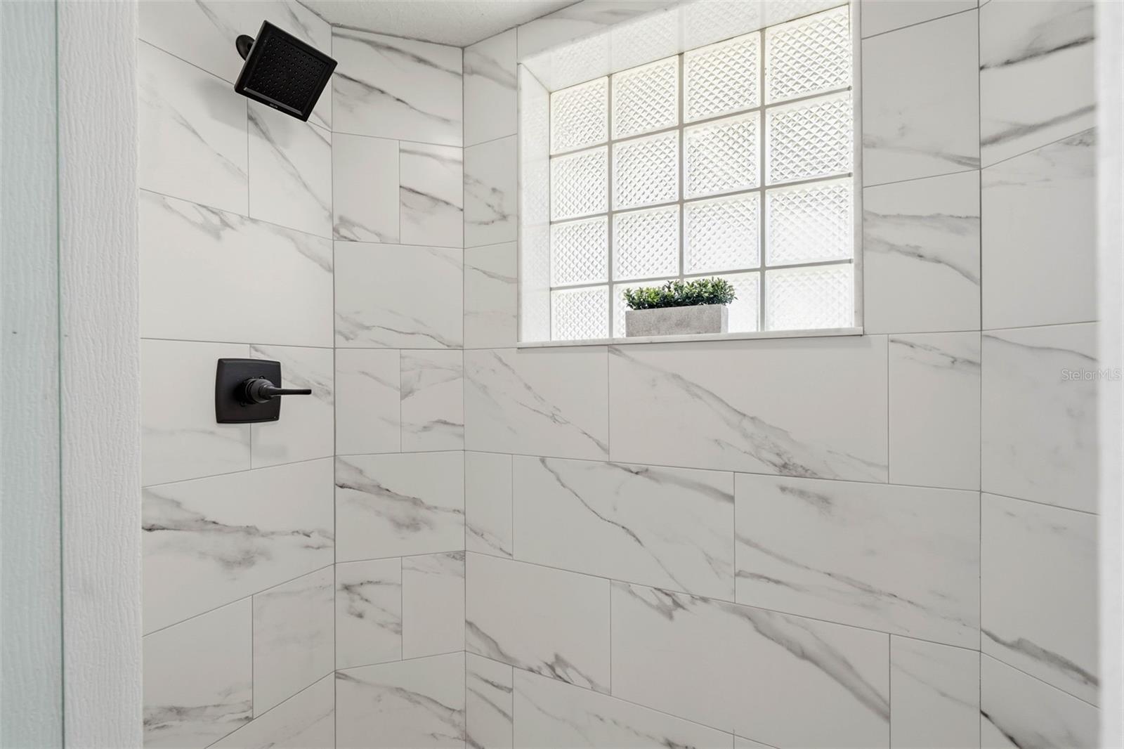 Image 27 of 46 For 10185 Sleepy Willow Court