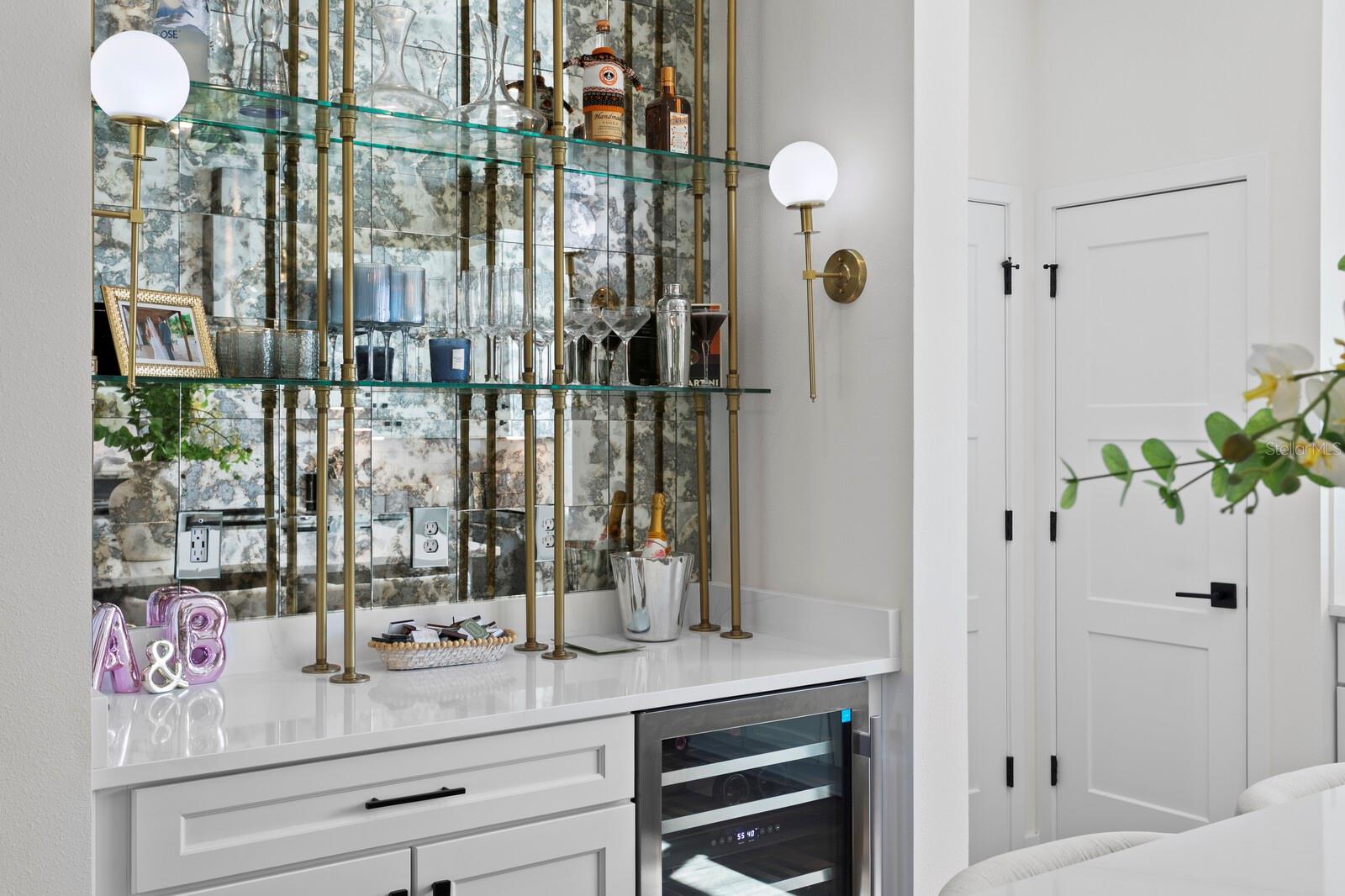 Image 14 of 72 For 2506 Cleveland Street 10