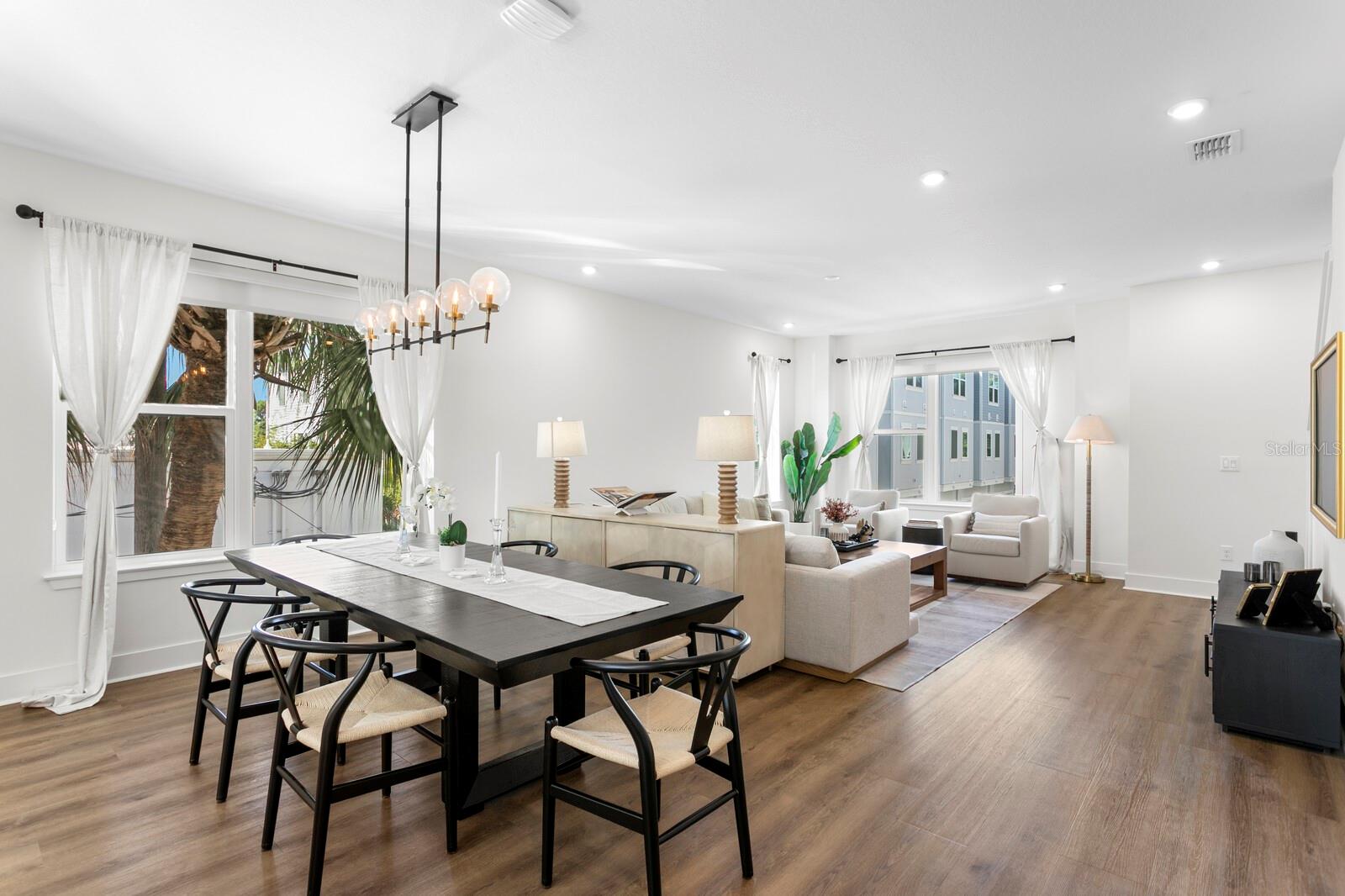 Image 15 of 72 For 2506 Cleveland Street 10