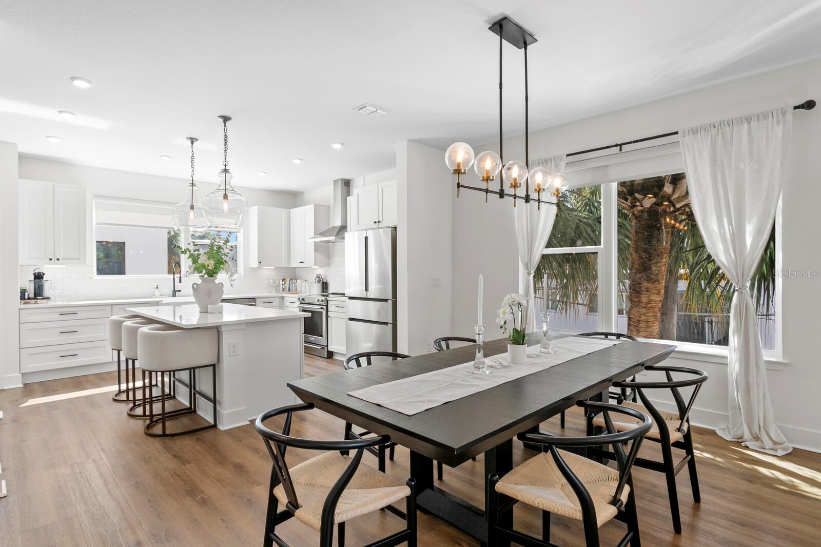 Image 16 of 72 For 2506 Cleveland Street 10