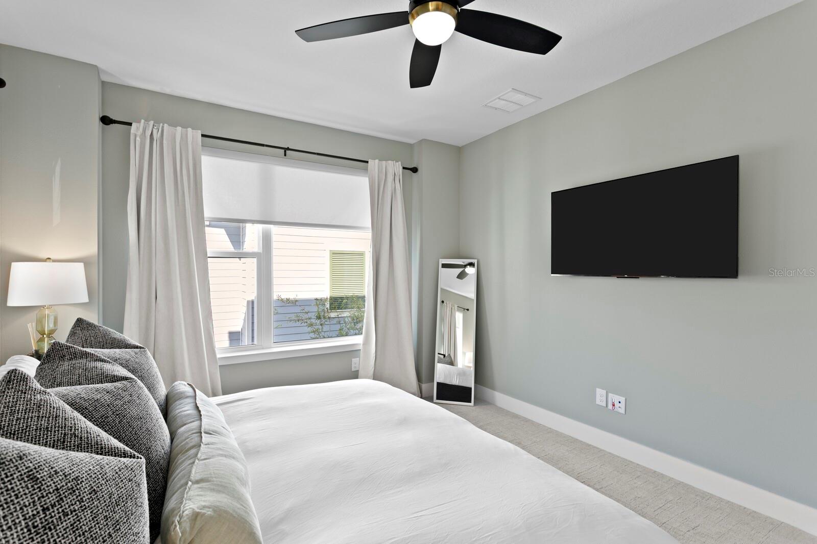 Image 25 of 72 For 2506 Cleveland Street 10