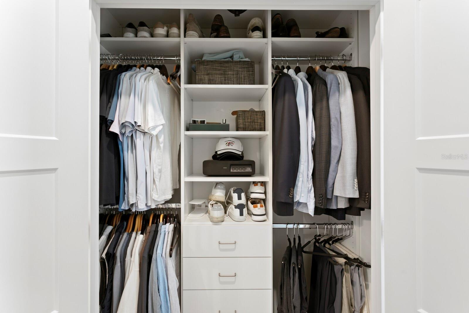 Image 29 of 72 For 2506 Cleveland Street 10