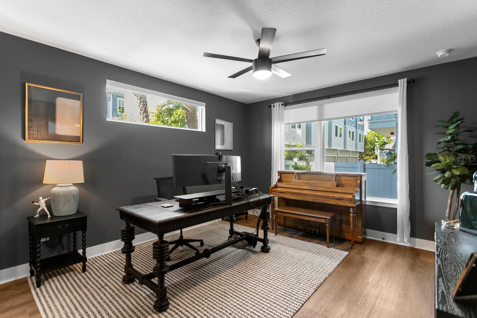 Image 35 of 72 For 2506 Cleveland Street 10