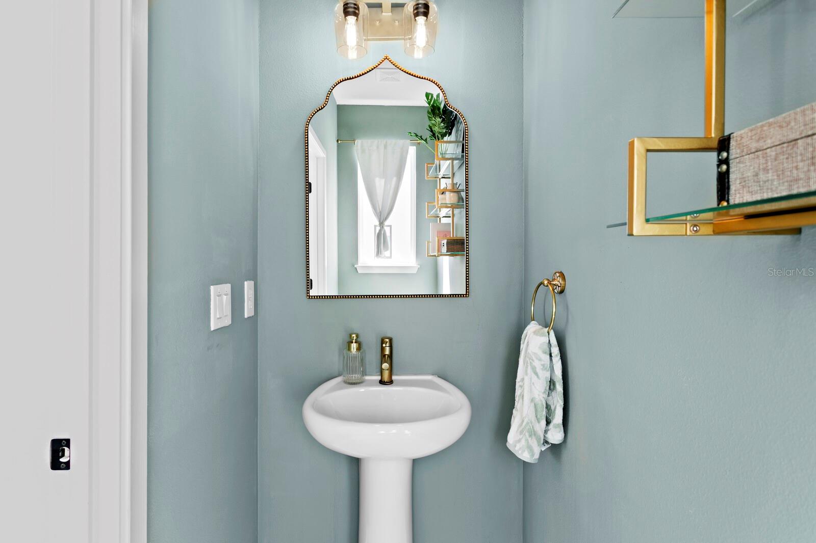 Image 38 of 72 For 2506 Cleveland Street 10