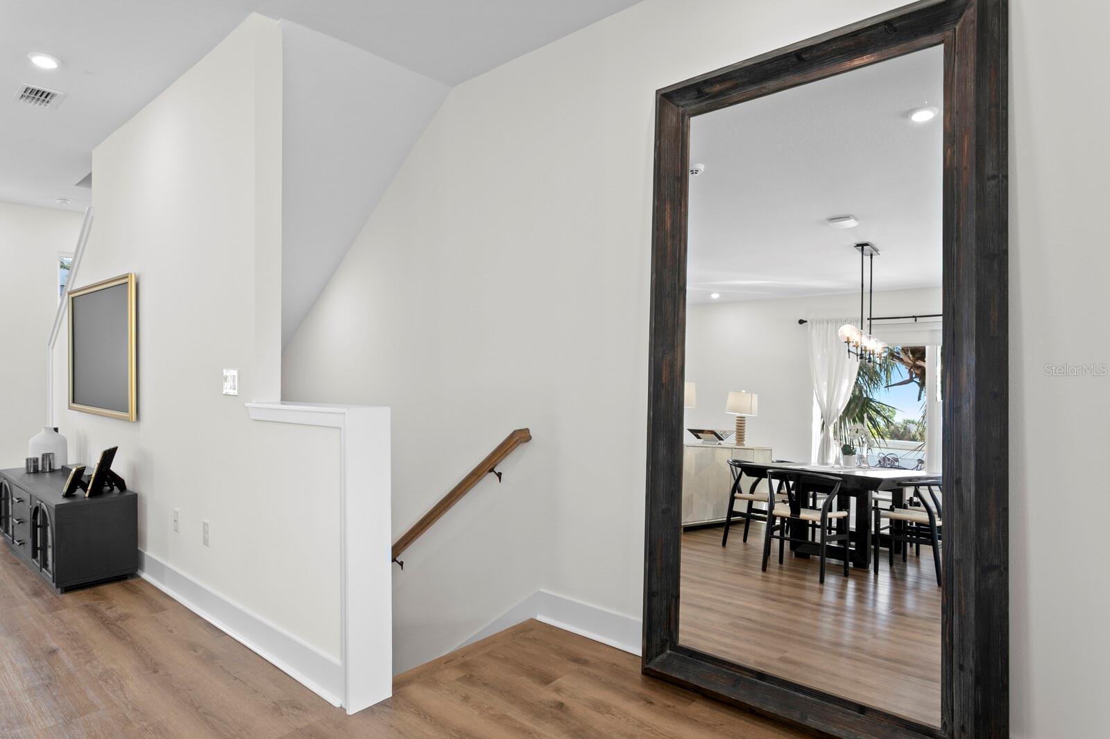 Image 39 of 72 For 2506 Cleveland Street 10