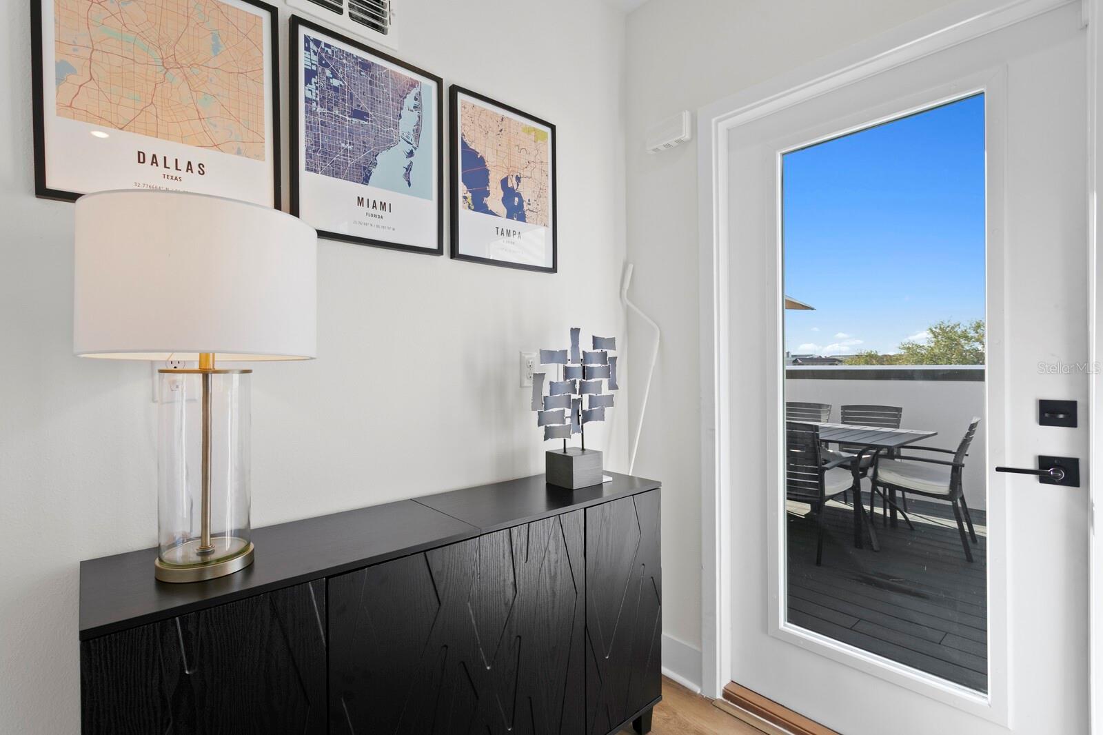 Image 40 of 72 For 2506 Cleveland Street 10