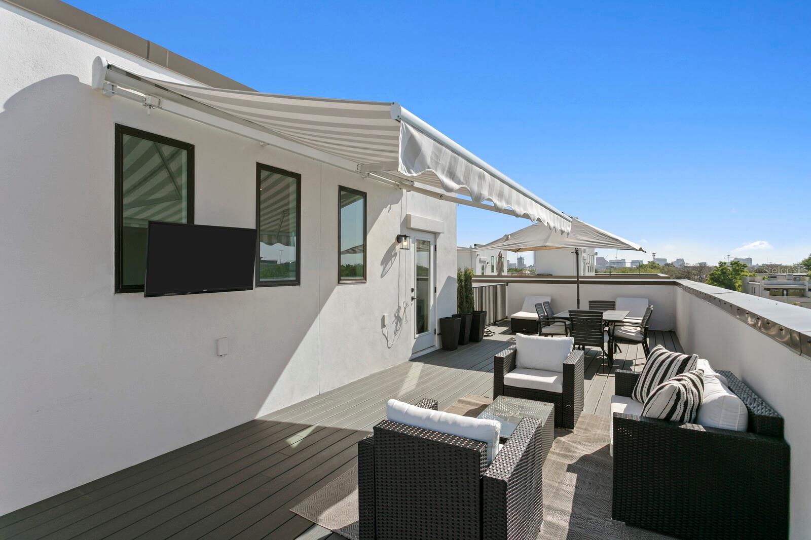 Image 42 of 72 For 2506 Cleveland Street 10