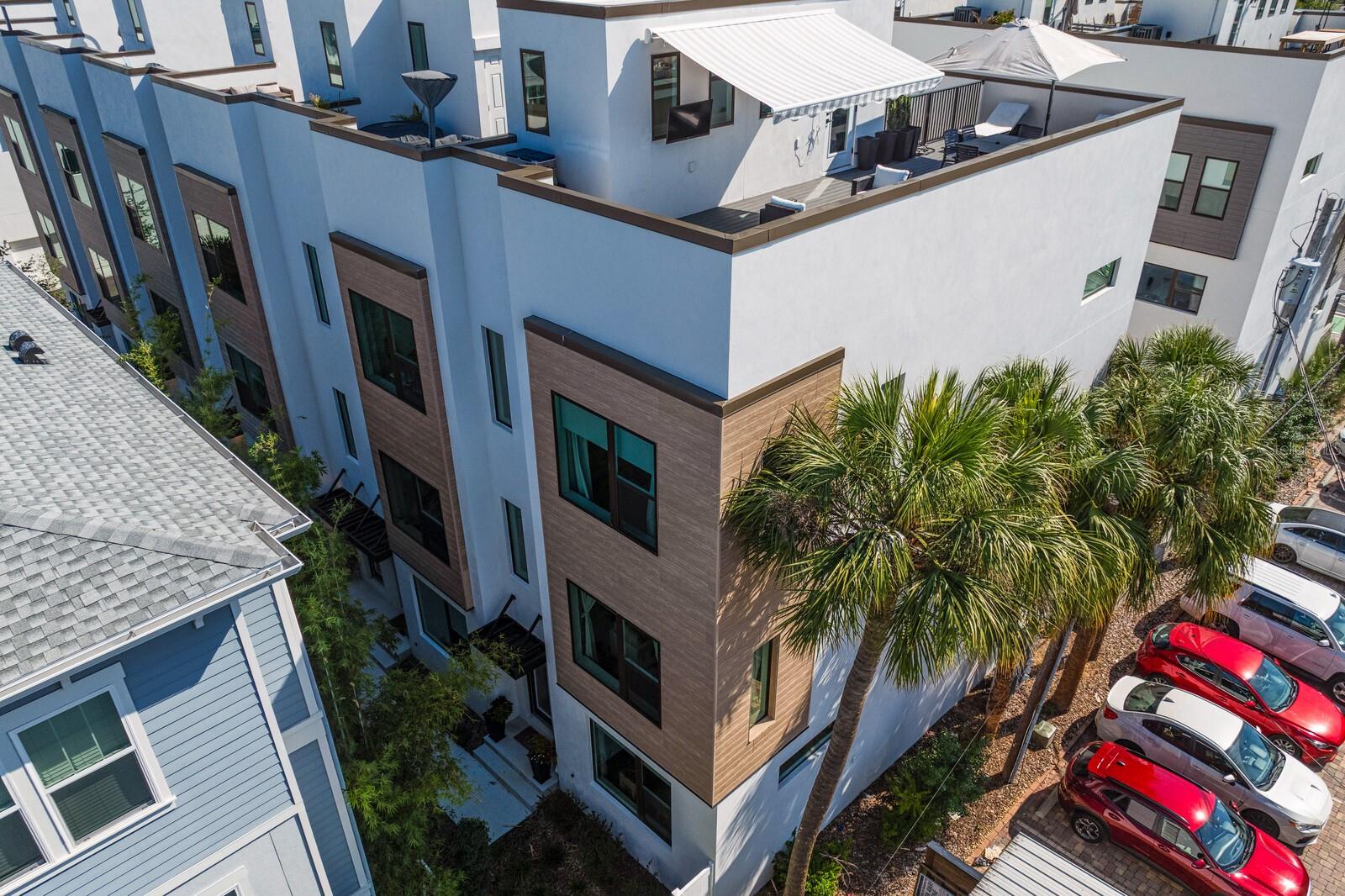 Image 51 of 72 For 2506 Cleveland Street 10