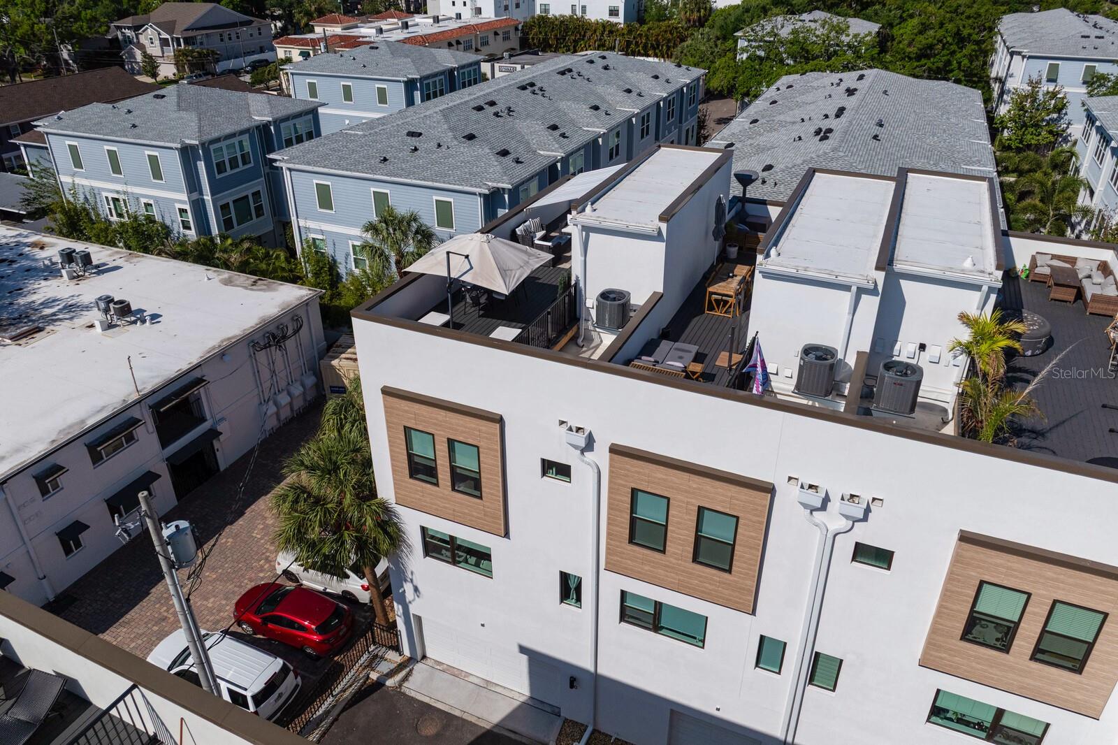 Image 54 of 72 For 2506 Cleveland Street 10