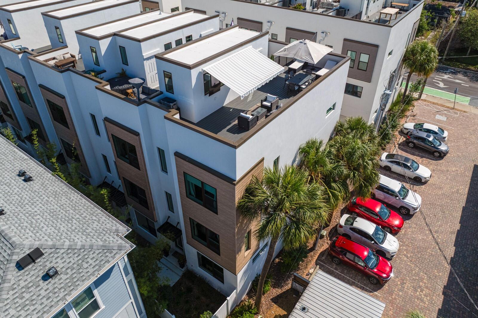 Image 55 of 72 For 2506 Cleveland Street 10