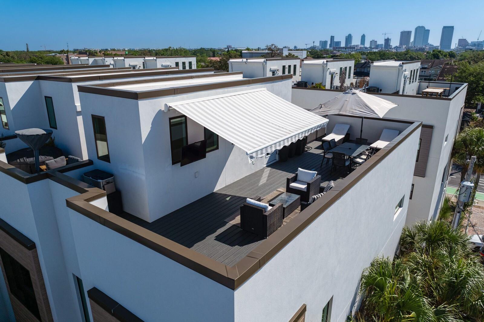 Image 56 of 72 For 2506 Cleveland Street 10