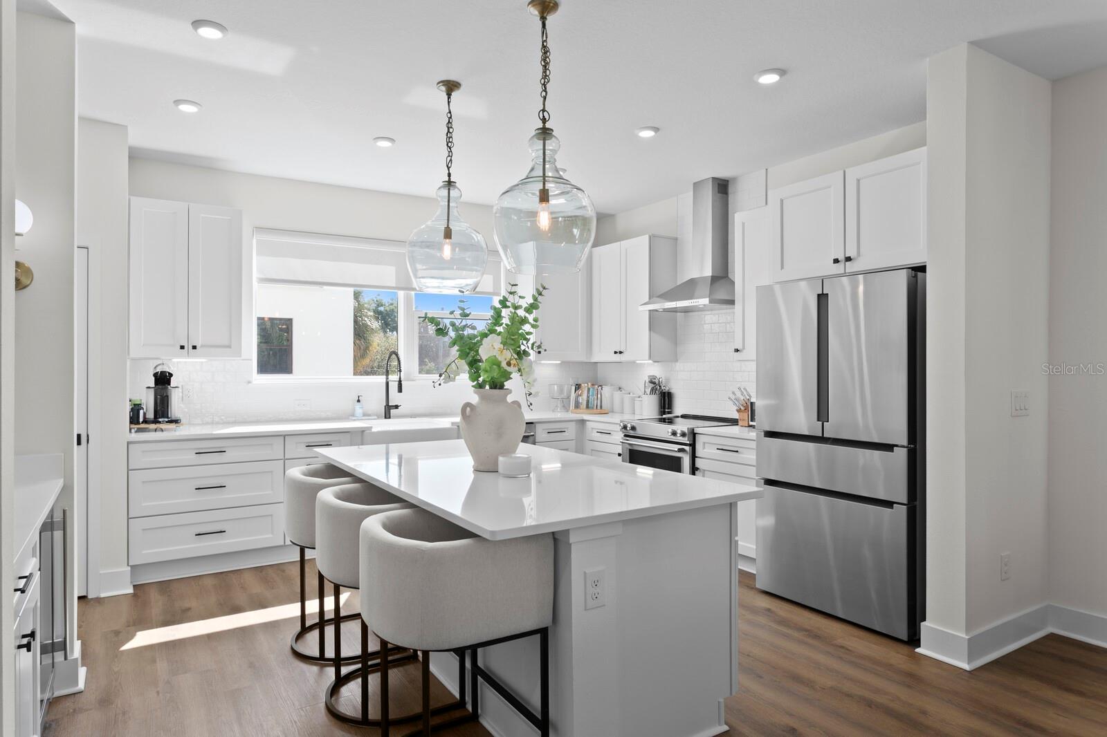 Image 6 of 72 For 2506 Cleveland Street 10