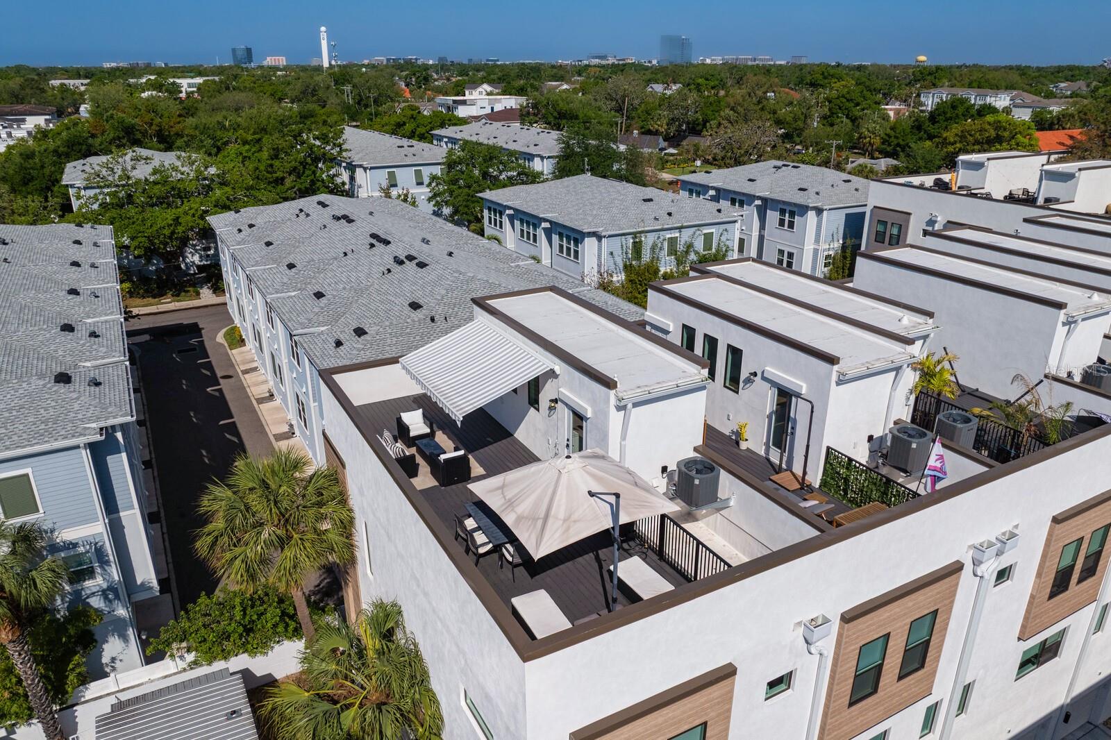 Image 61 of 72 For 2506 Cleveland Street 10