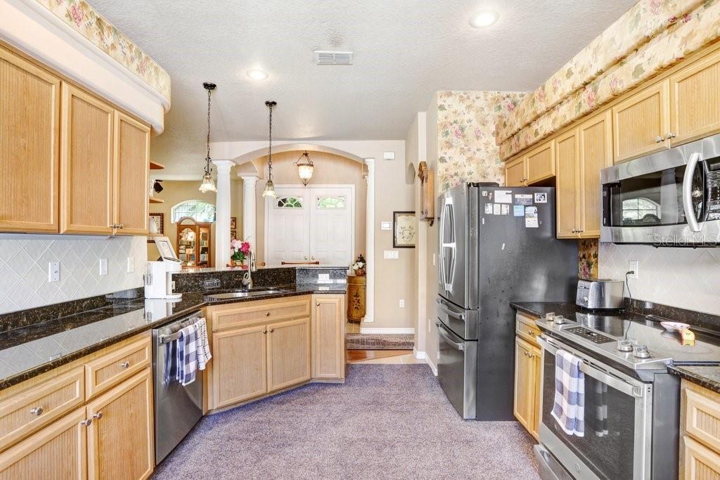 Image 6 of 37 For 12442 Forest Highlands