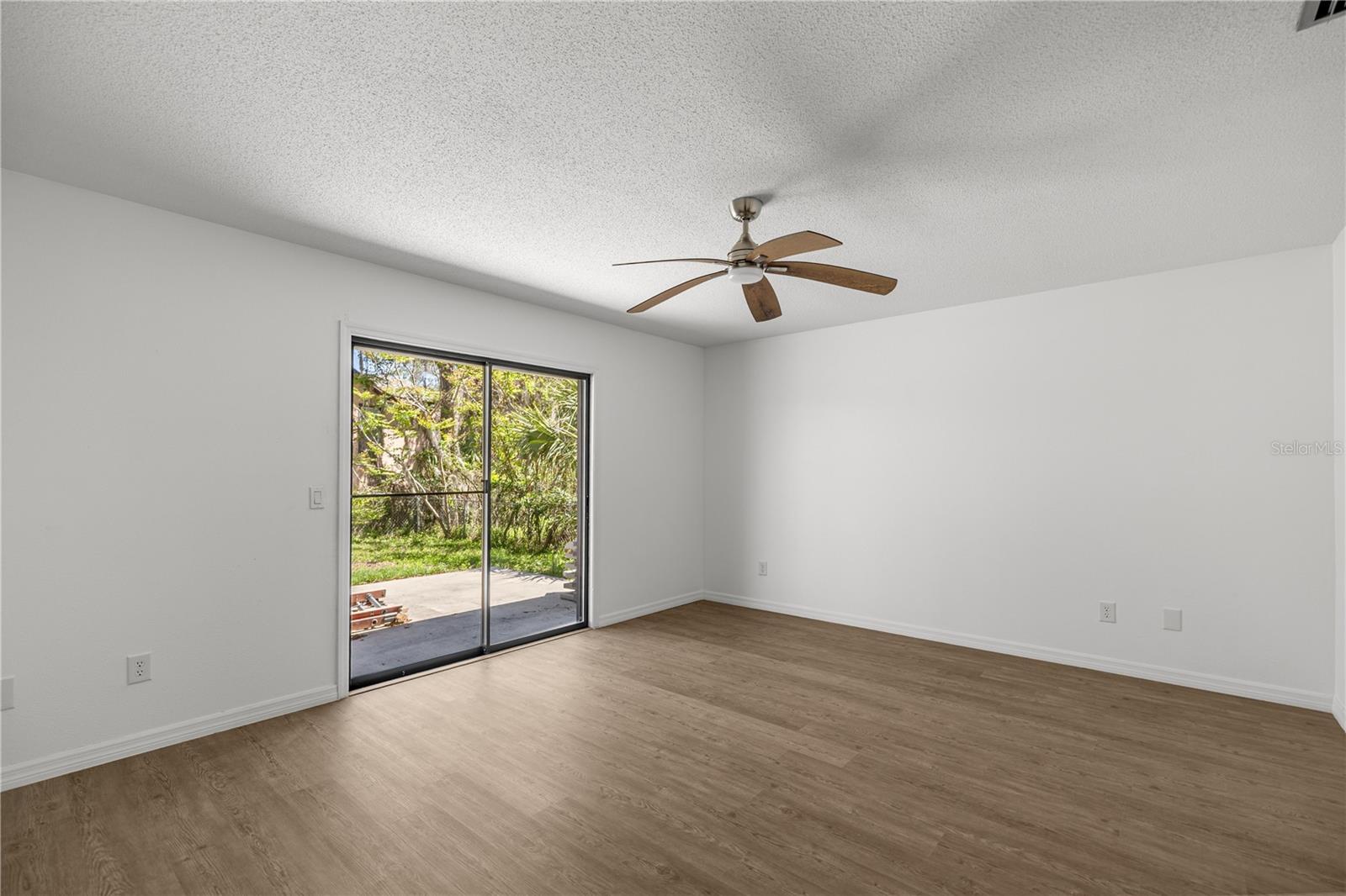 Image 12 of 36 For 11599 Timberlane Drive