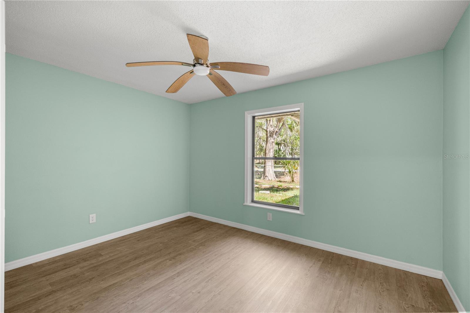 Image 21 of 36 For 11599 Timberlane Drive