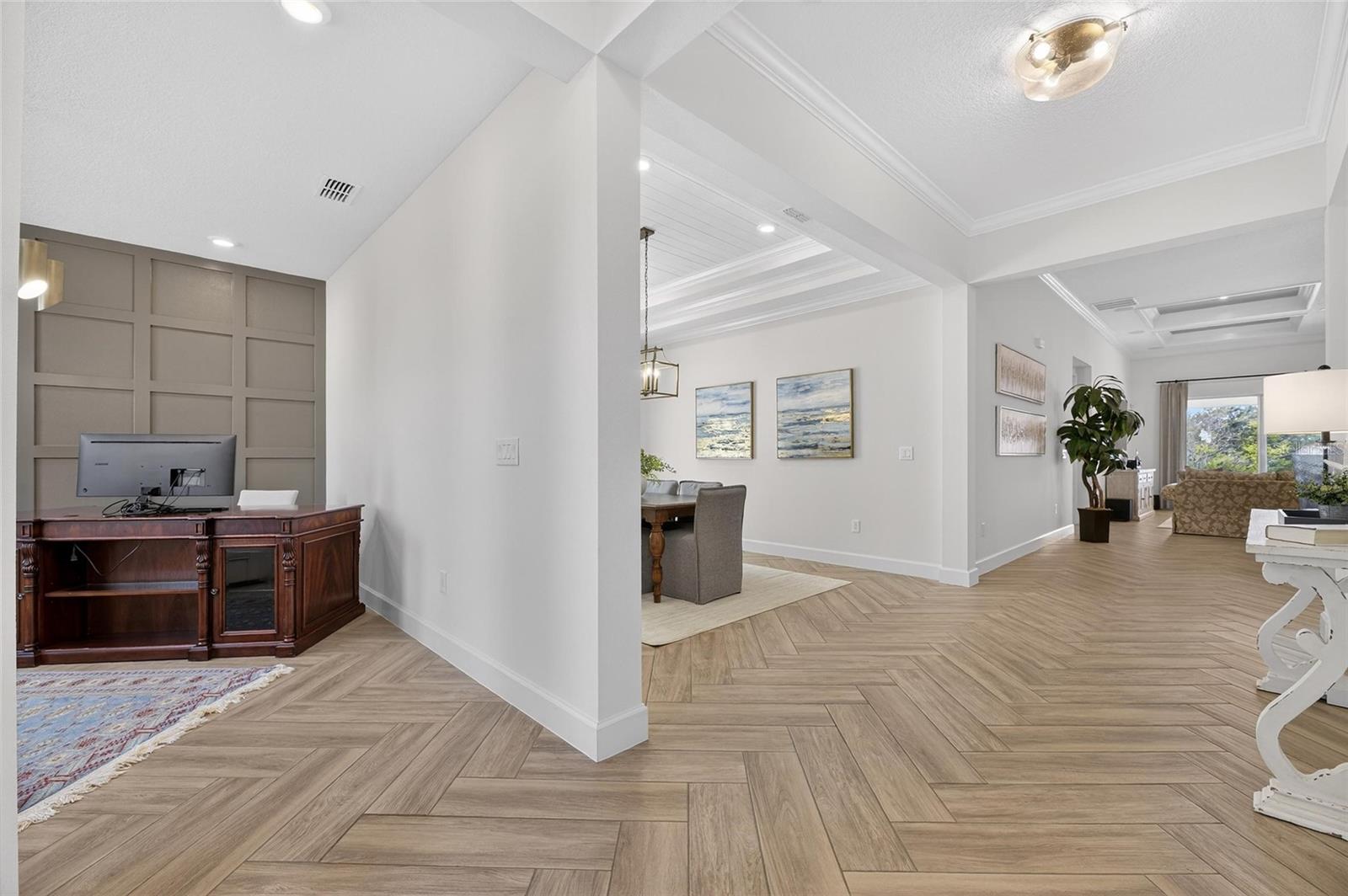 Image 11 of 100 For 914 Signet Drive