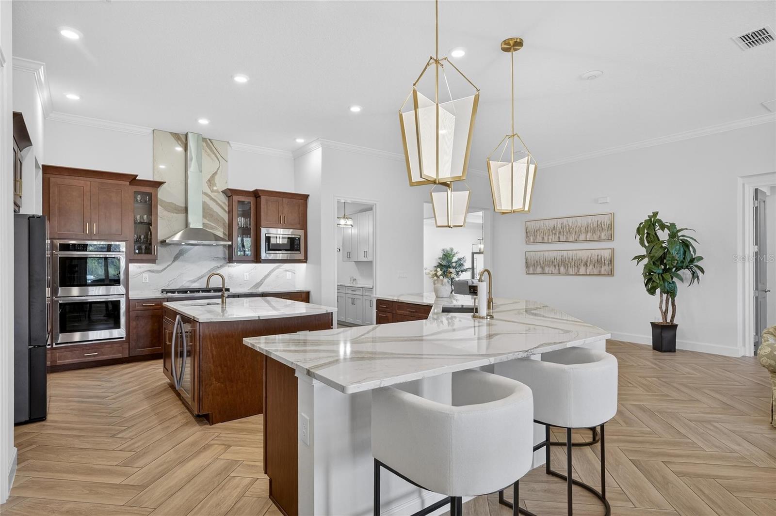 Image 22 of 100 For 914 Signet Drive