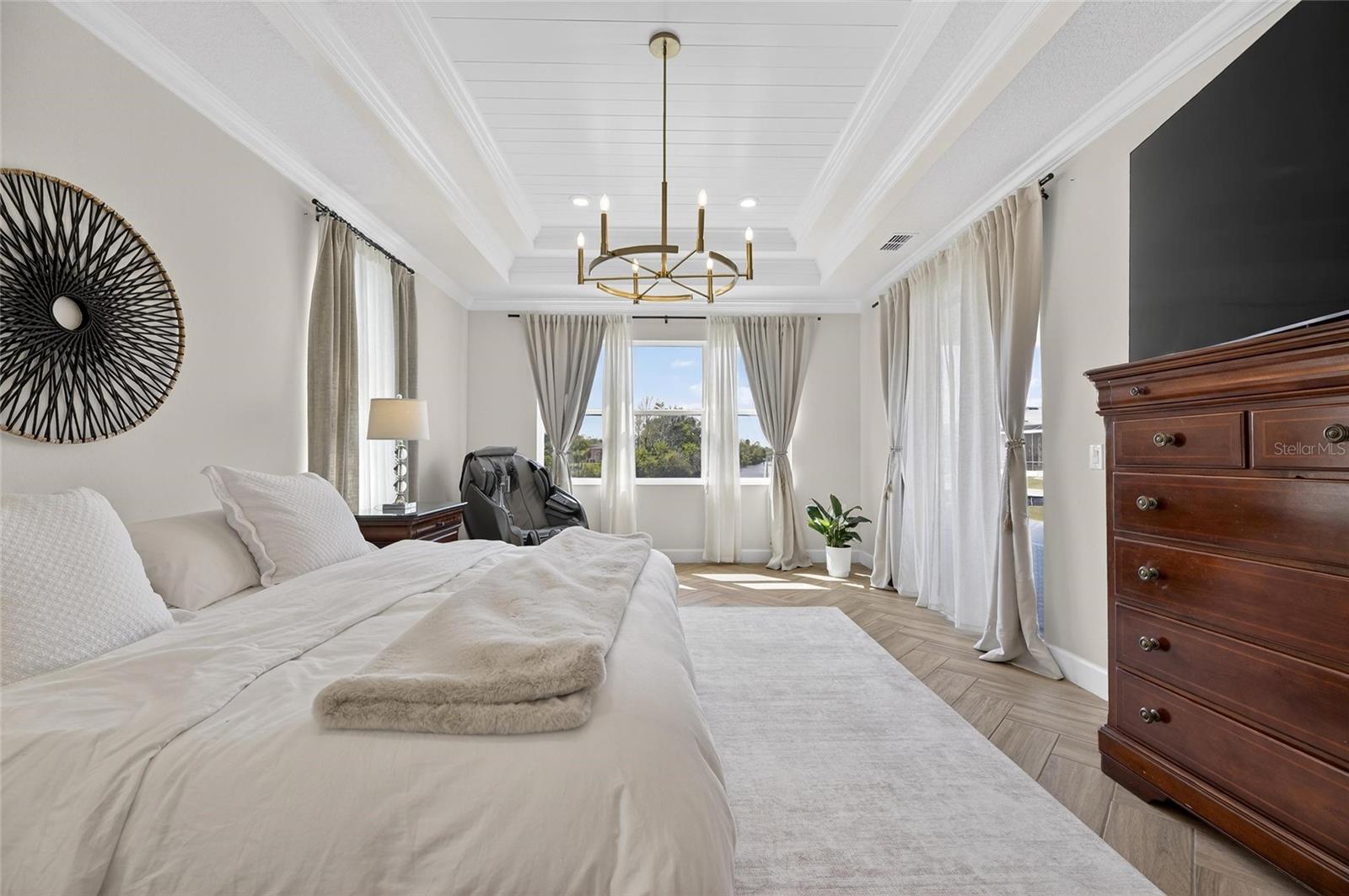 Image 30 of 100 For 914 Signet Drive