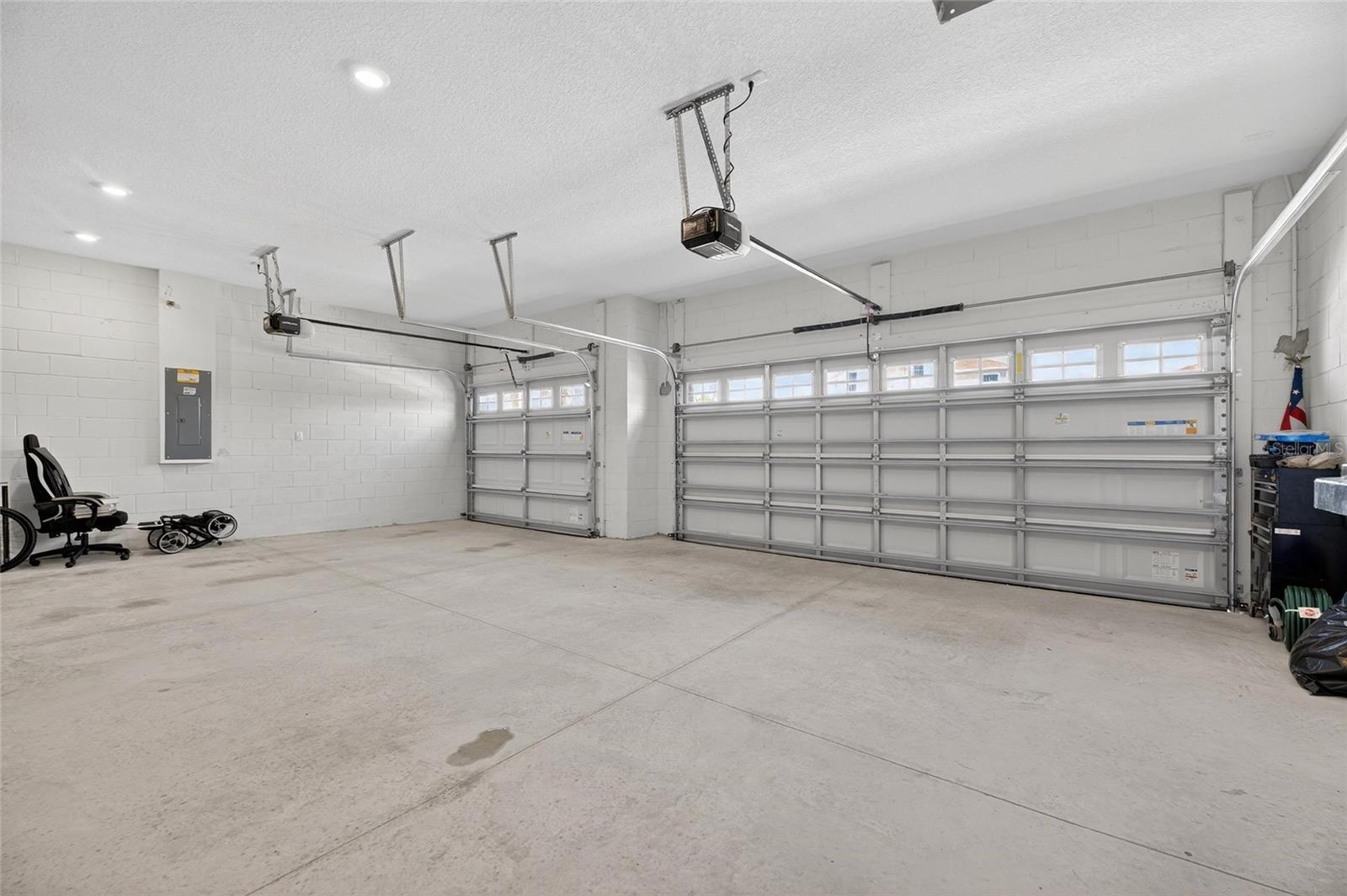 Image 47 of 100 For 914 Signet Drive