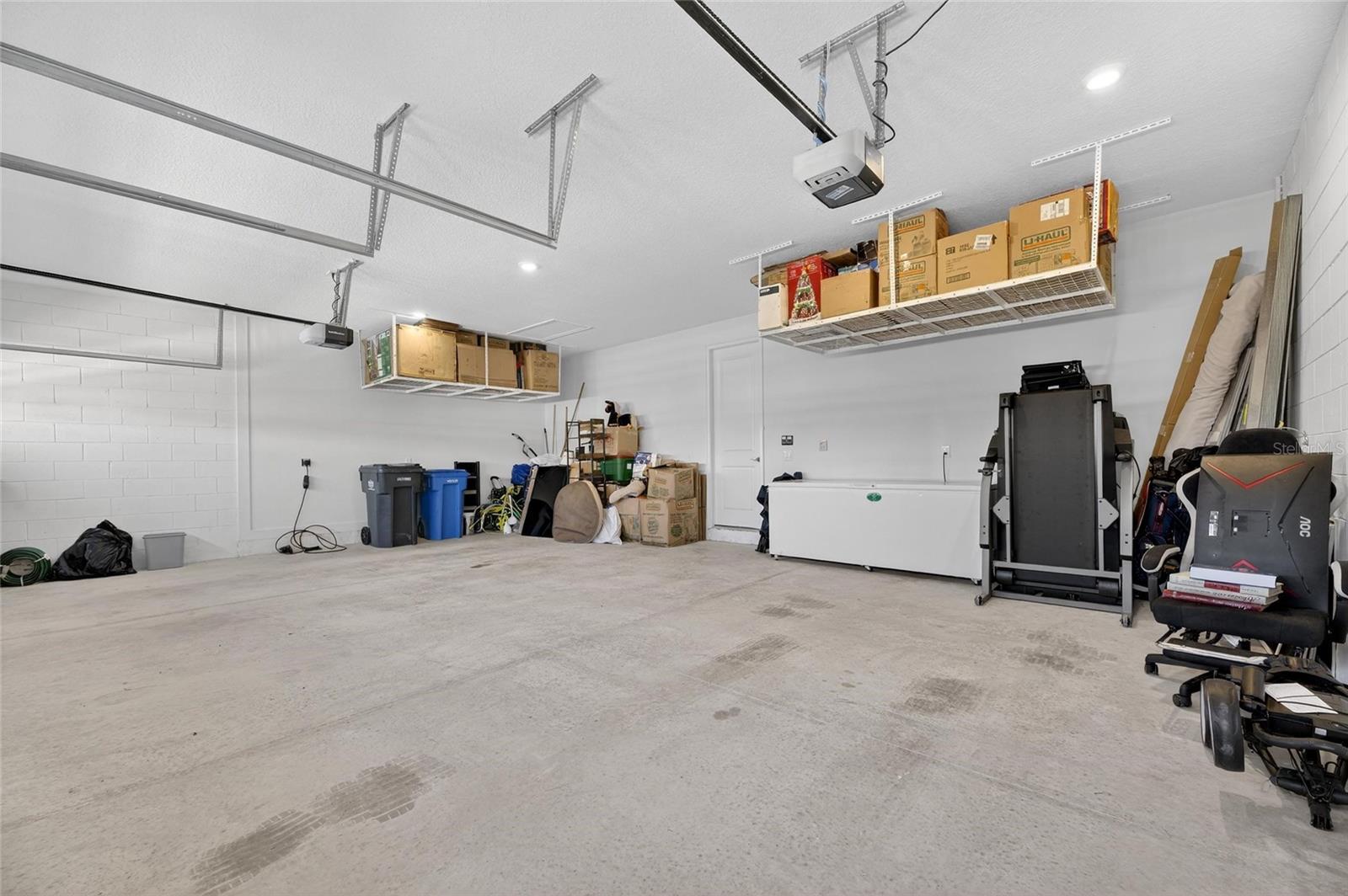 Image 48 of 100 For 914 Signet Drive