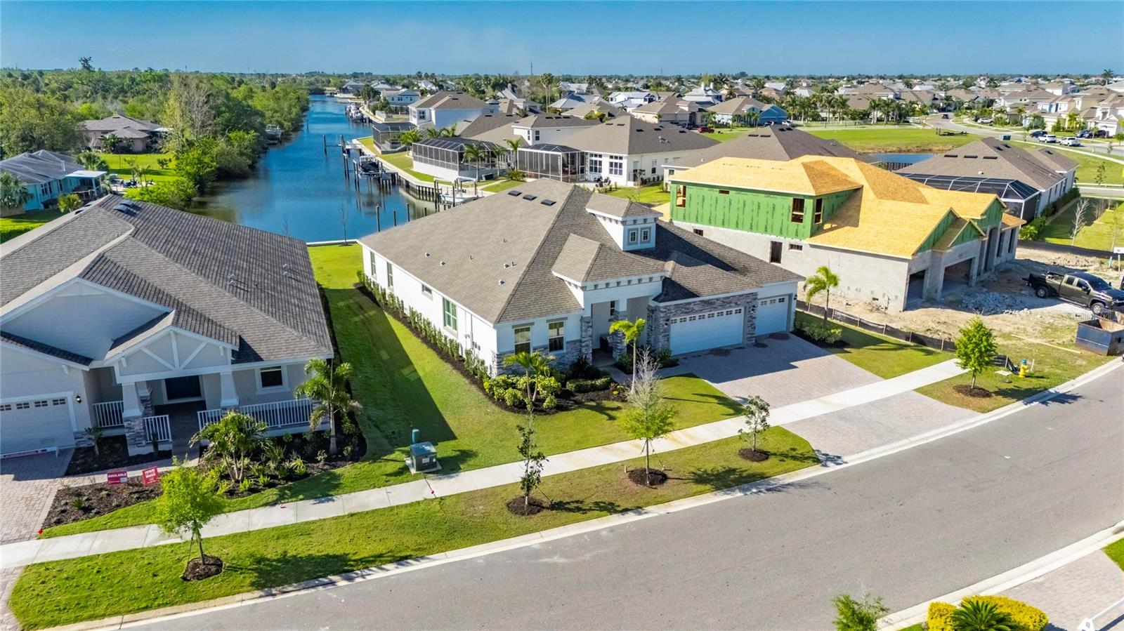 Image 77 of 100 For 914 Signet Drive