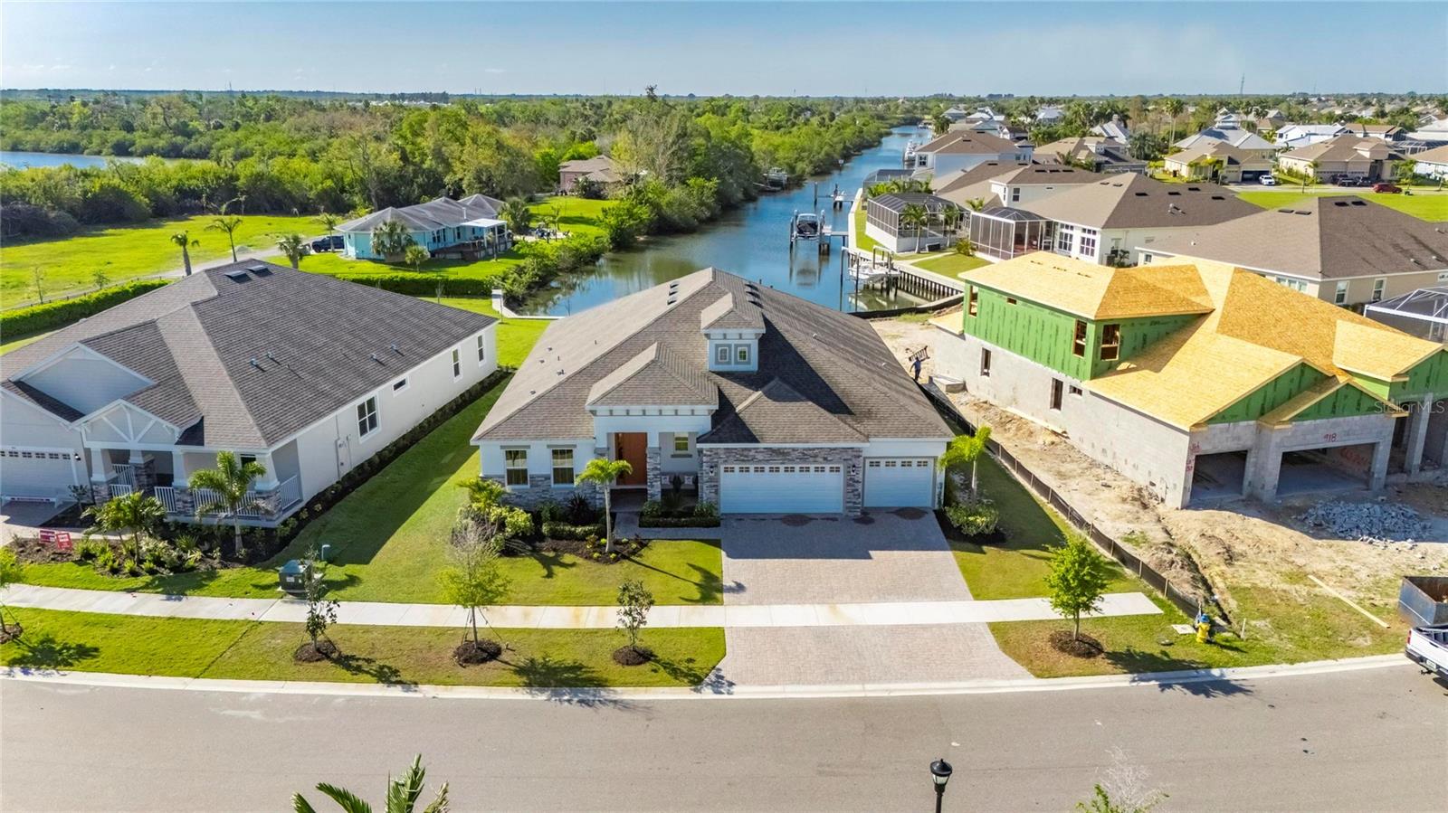 Image 78 of 100 For 914 Signet Drive