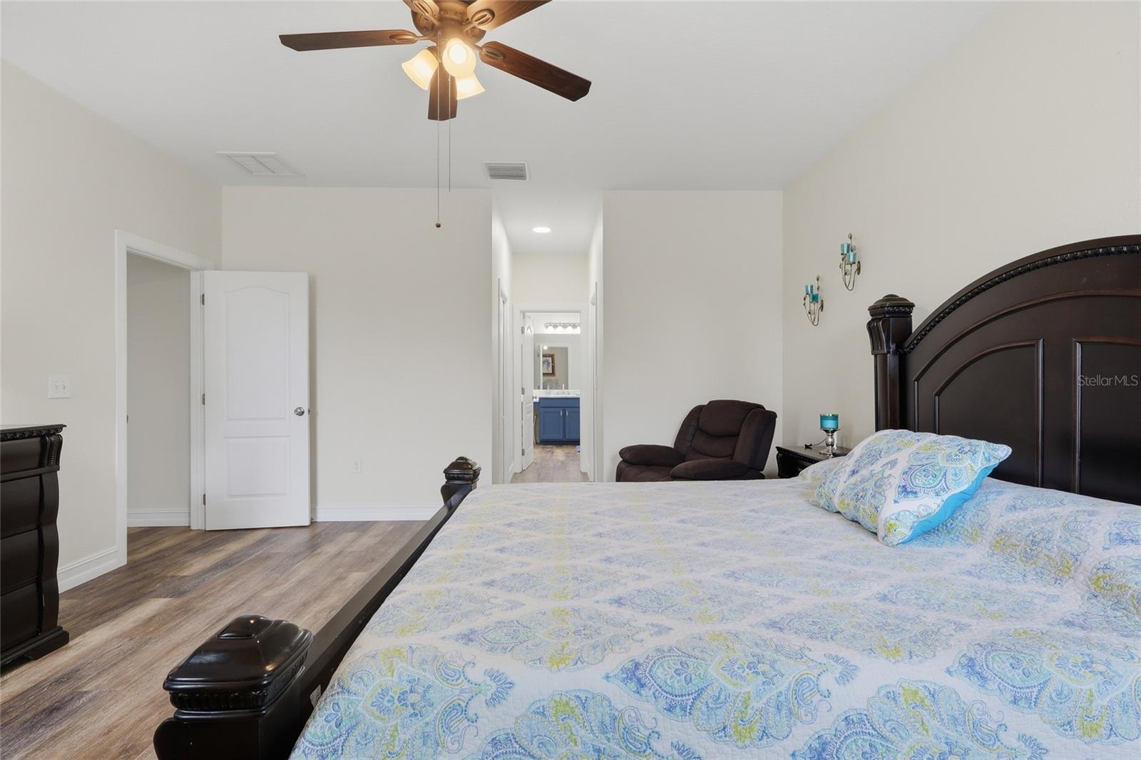 Image 18 of 45 For 326 Star Shell Drive