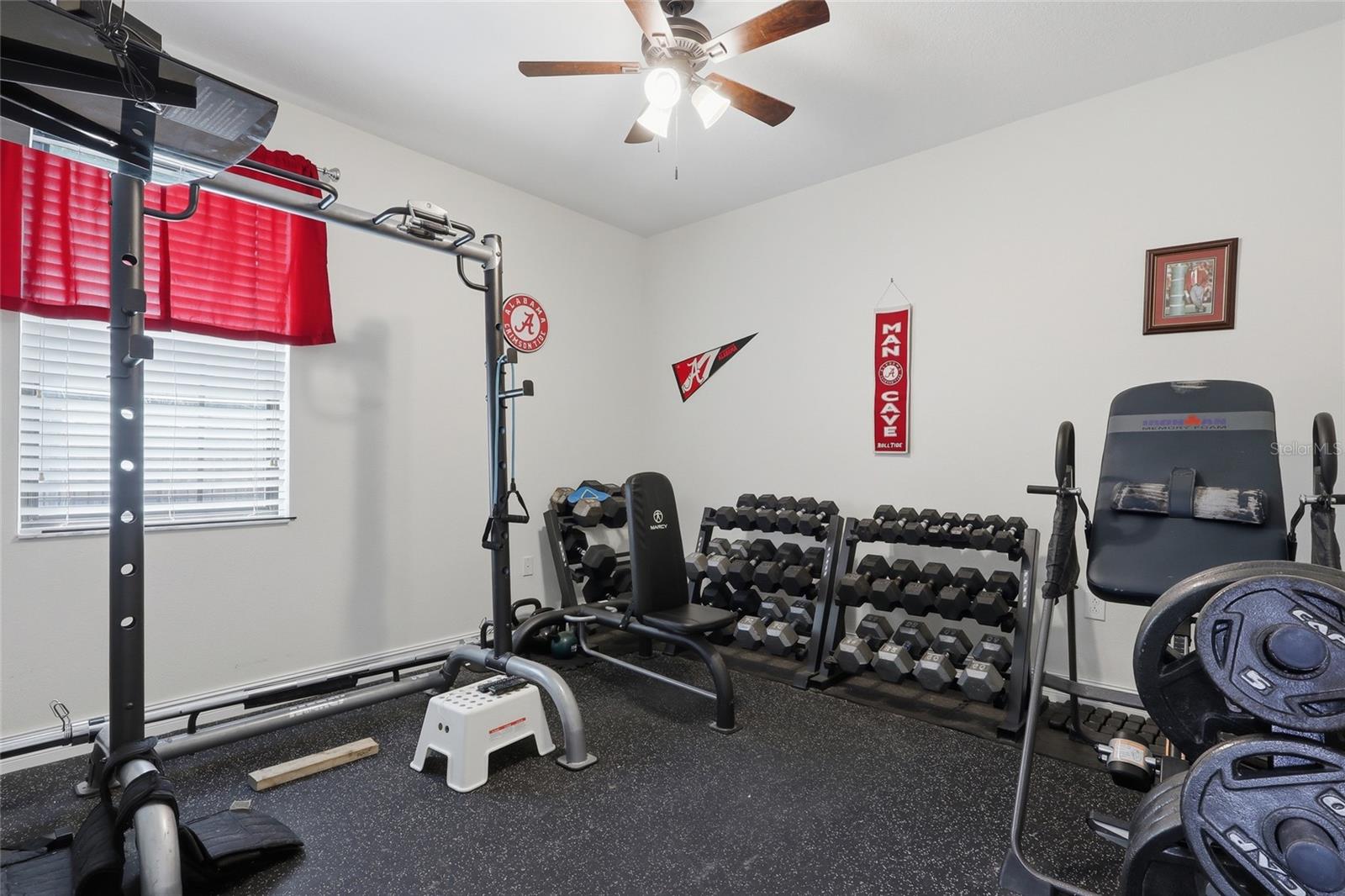 Image 23 of 45 For 326 Star Shell Drive