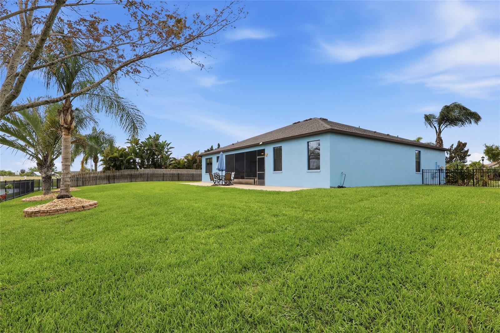 Image 29 of 45 For 326 Star Shell Drive