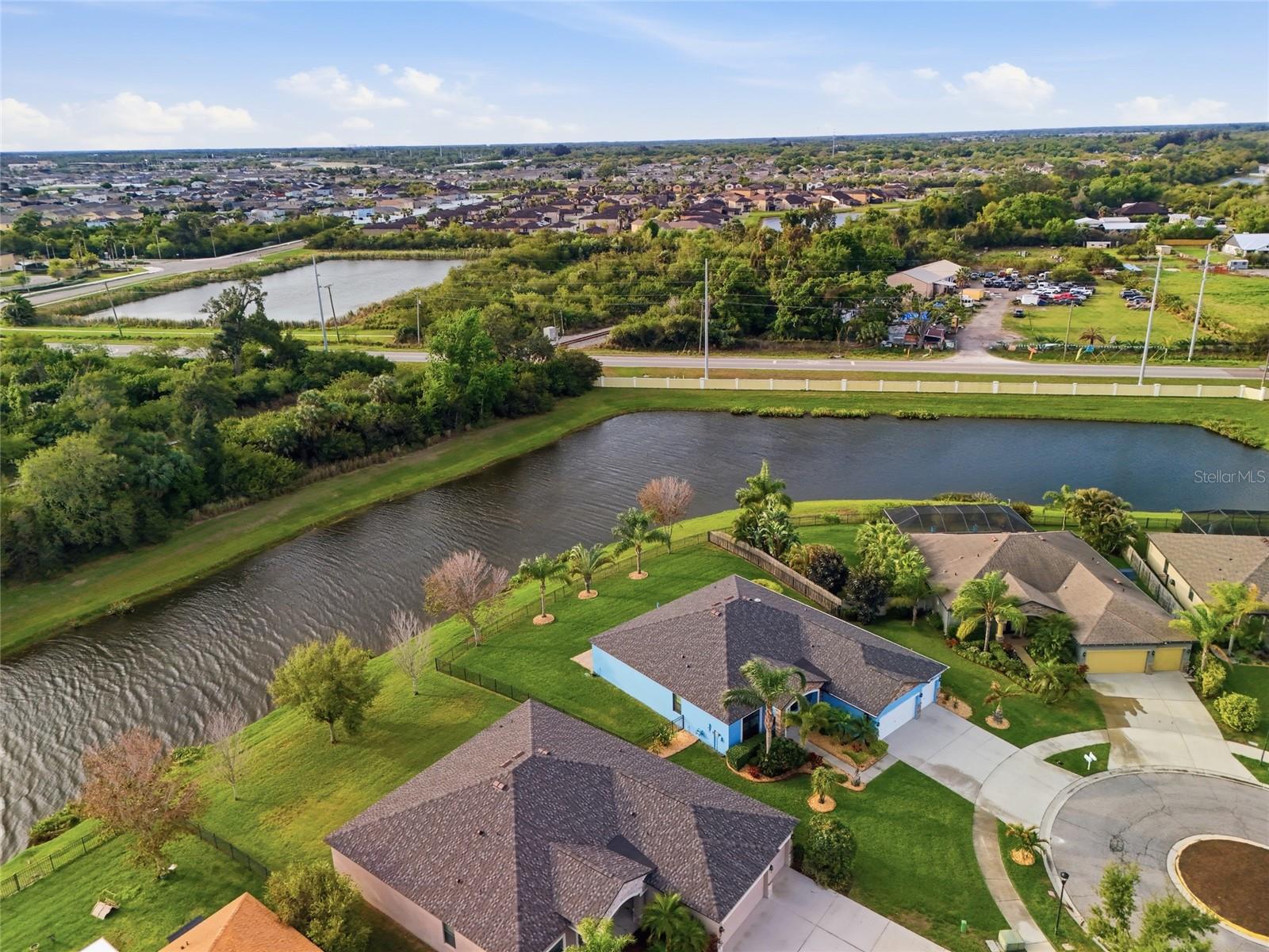 Image 36 of 45 For 326 Star Shell Drive