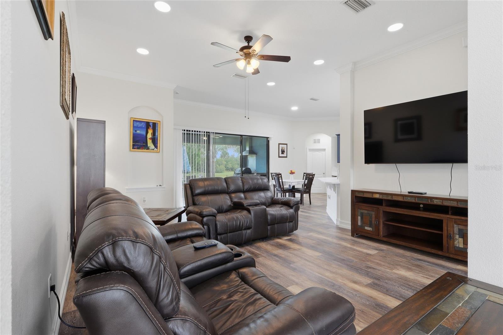 Image 8 of 45 For 326 Star Shell Drive