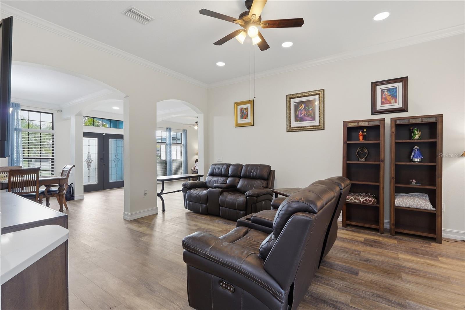 Image 9 of 45 For 326 Star Shell Drive