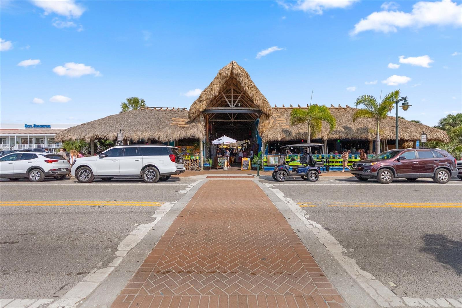 Image 28 of 35 For 114 Island Circle