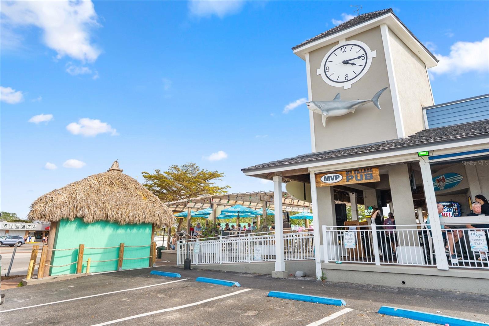 Image 32 of 35 For 114 Island Circle