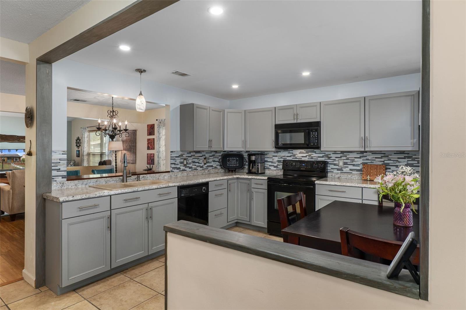 Image 10 of 38 For 35120 Whispering Oaks Boulevard