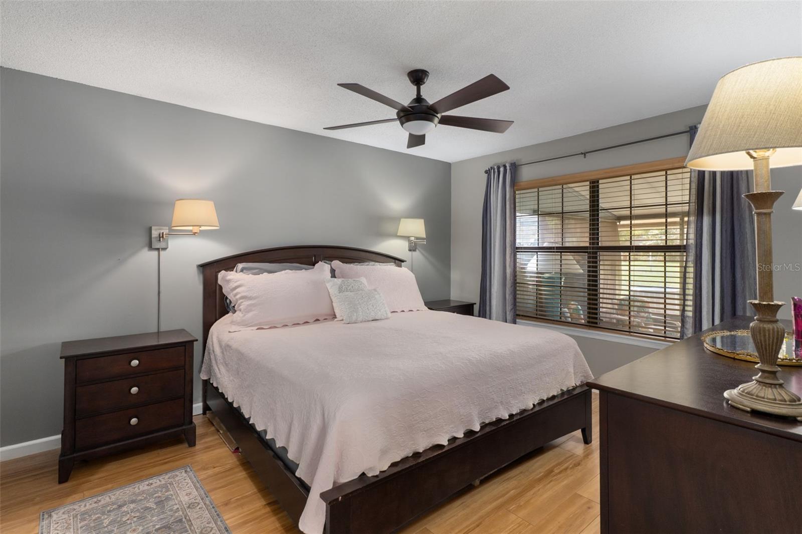 Image 15 of 38 For 35120 Whispering Oaks Boulevard