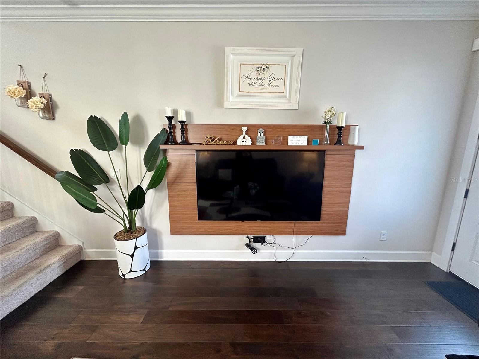 Image 8 of 35 For 532 Jetstar Lane