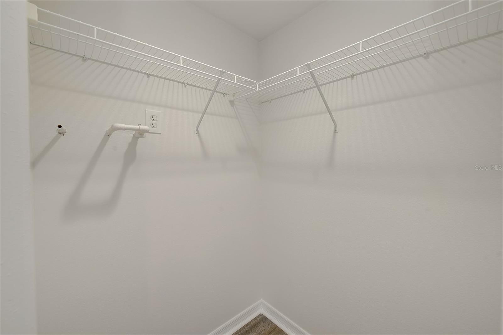 Image 21 of 43 For 960 Starkey Road 3302