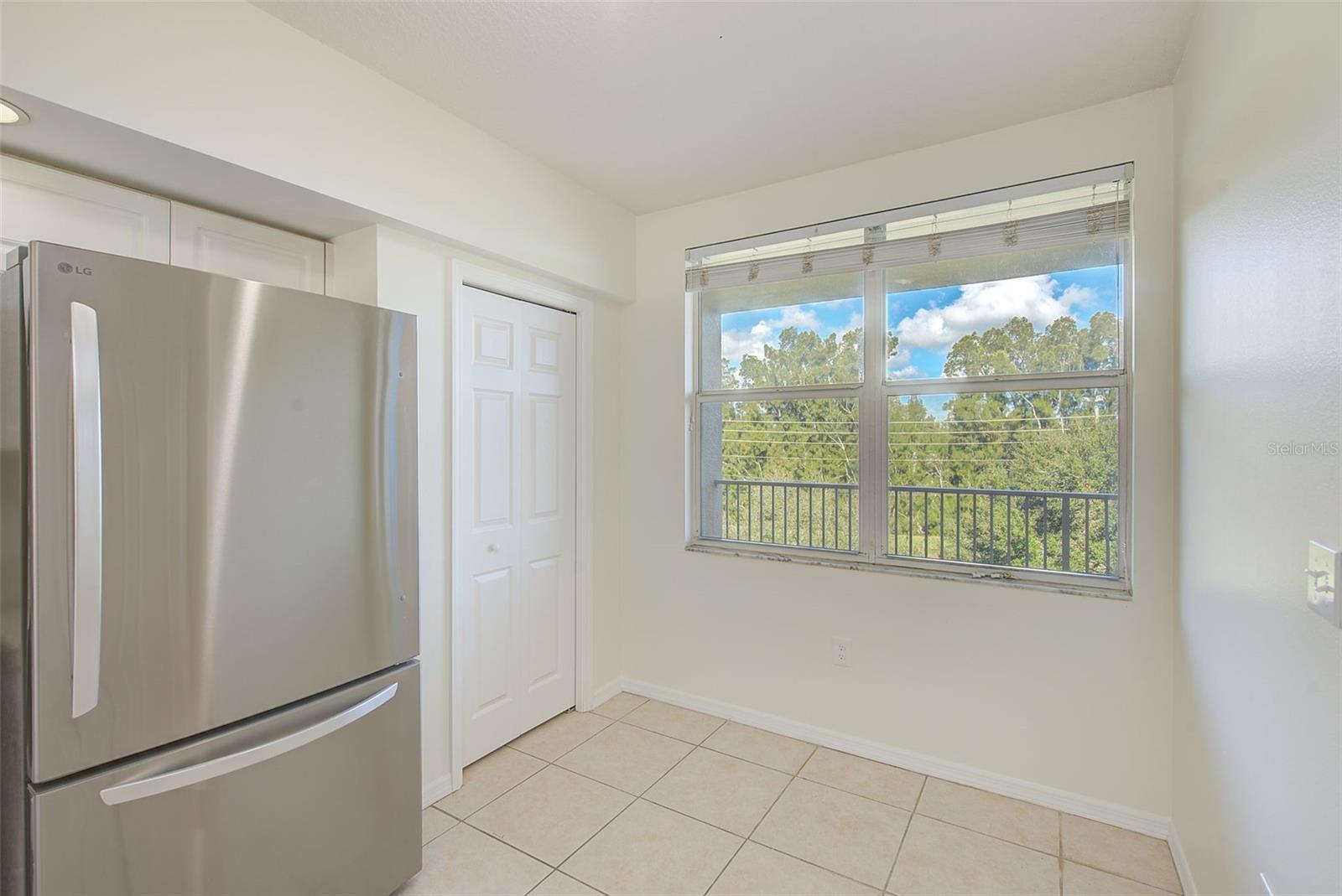 Image 9 of 43 For 960 Starkey Road 3302