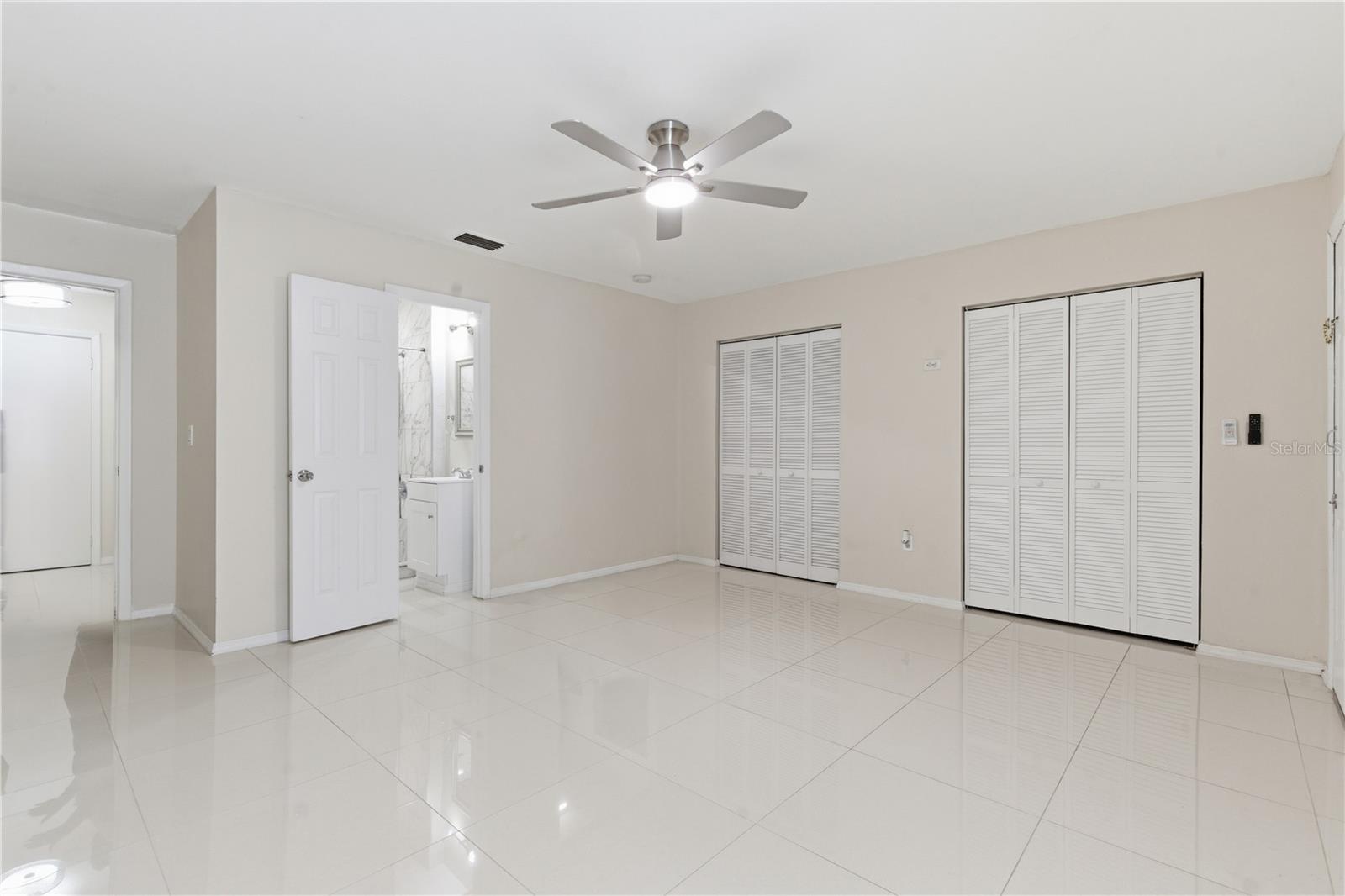 Image 11 of 42 For 11914 Sugar Tree Drive